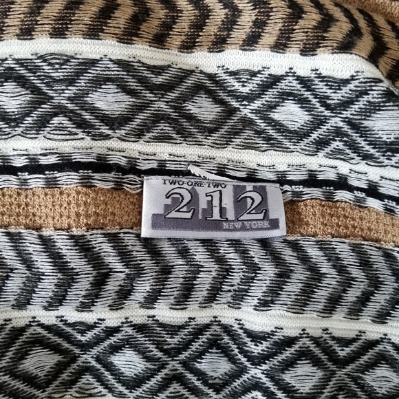 212 New York Collection Cardigan Vest - Picture 4 of 4